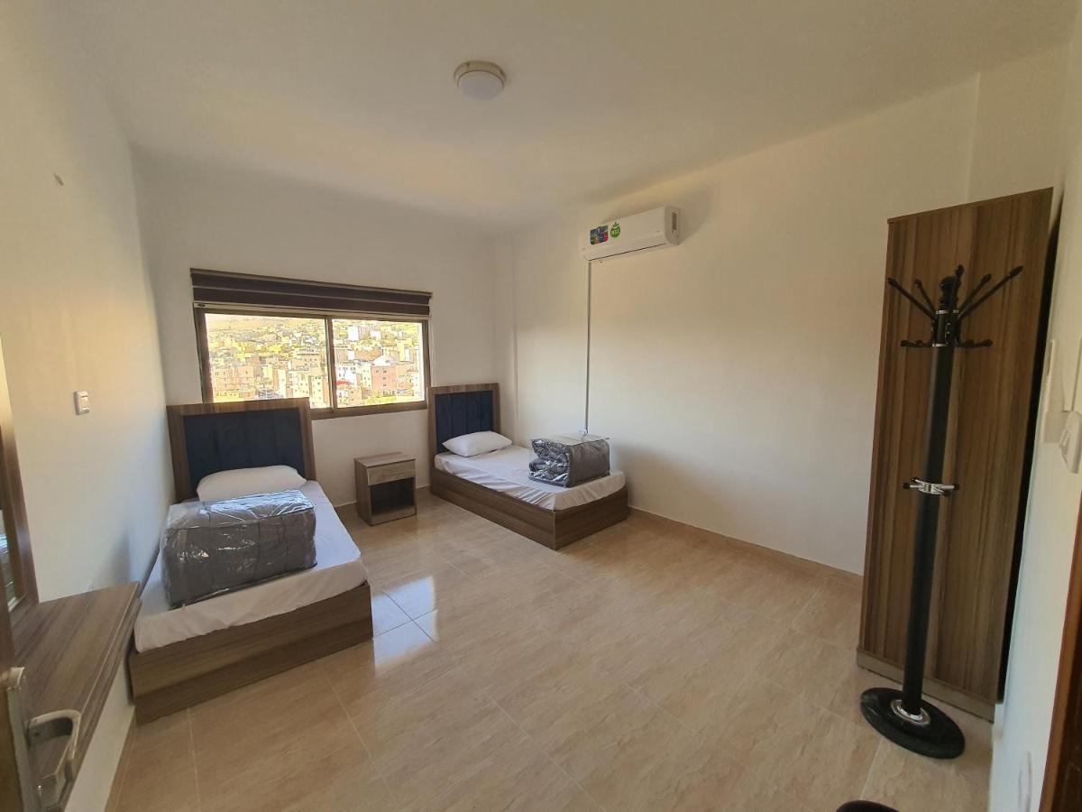 Apartament Zaina Apt Wadi Musa Zewnętrze zdjęcie