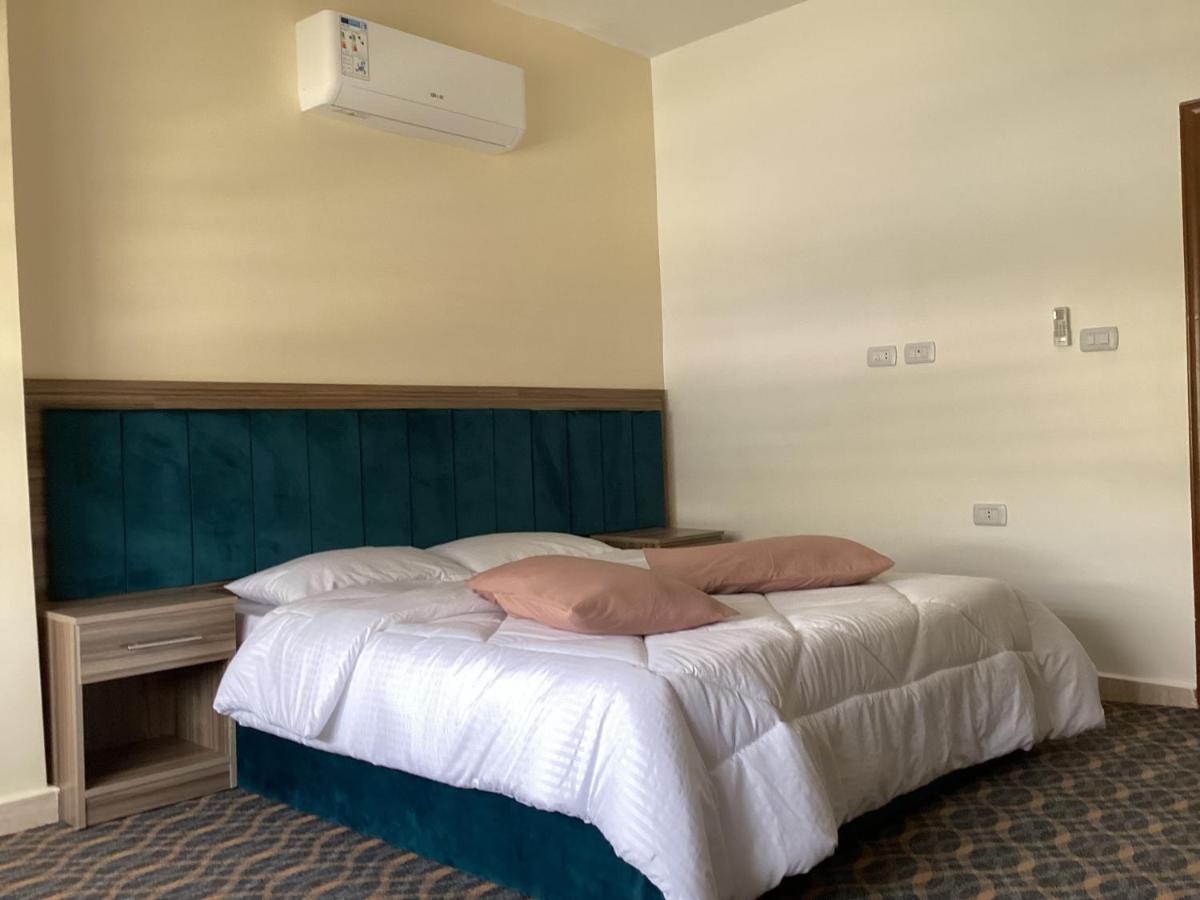 Apartament Zaina Apt Wadi Musa Zewnętrze zdjęcie